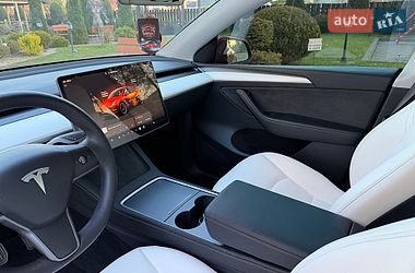 Внедорожник / Кроссовер Tesla Model Y 2023 в Стрые