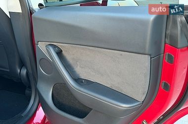 Внедорожник / Кроссовер Tesla Model Y 2023 в Стрые