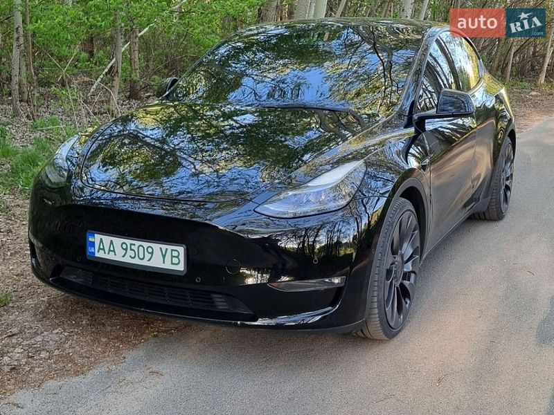 Tesla Model Y 2021