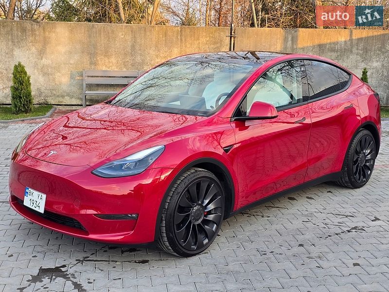 Tesla Model Y 2022