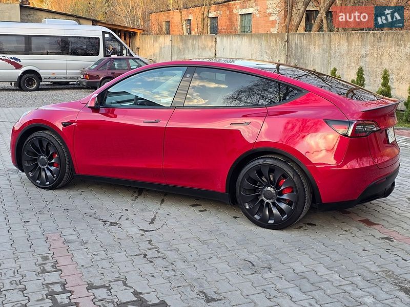 Внедорожник / Кроссовер Tesla Model Y 2022 в Костополе
