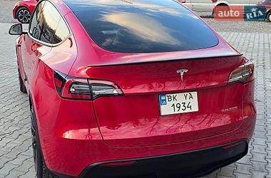 Внедорожник / Кроссовер Tesla Model Y 2022 в Костополе