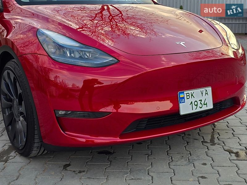 Внедорожник / Кроссовер Tesla Model Y 2022 в Костополе