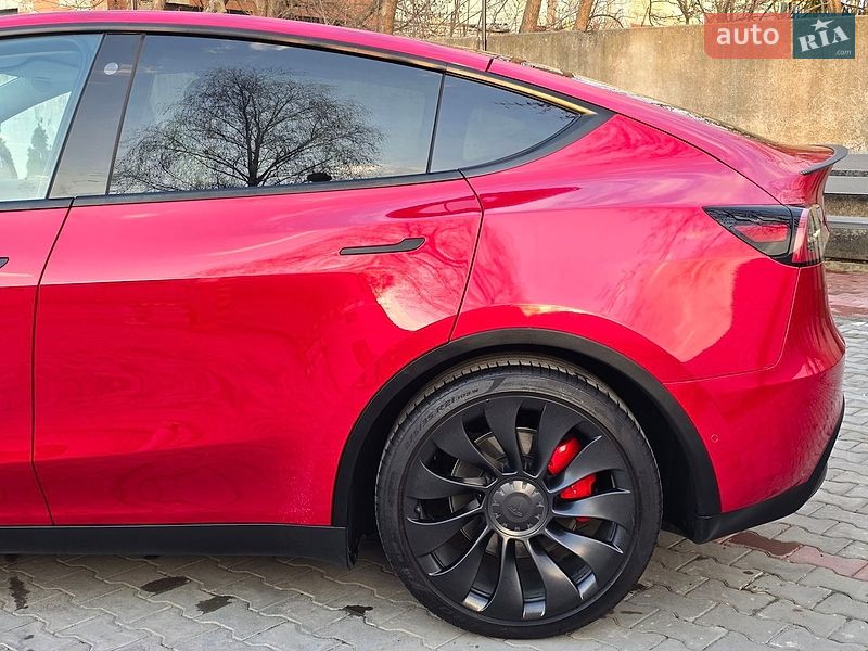 Внедорожник / Кроссовер Tesla Model Y 2022 в Костополе