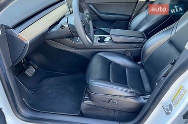 Позашляховик / Кросовер Tesla Model Y 2021 в Луцьку