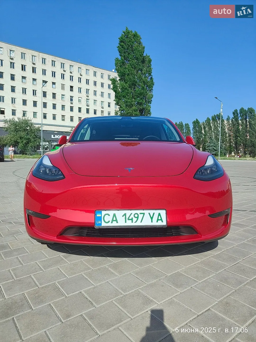 2023 Tesla Model Y - мініатюра 3
