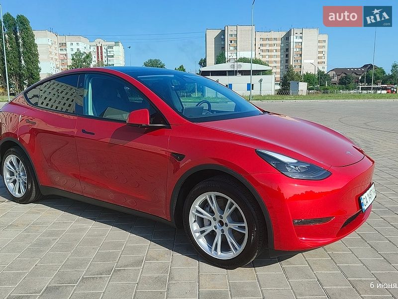 Позашляховик / Кросовер Tesla Model Y 2023 в Черкасах