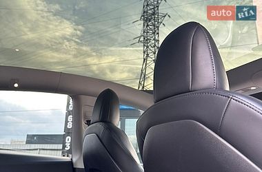 Внедорожник / Кроссовер Tesla Model Y 2023 в Ужгороде
