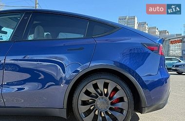 Позашляховик / Кросовер Tesla Model Y 2020 в Дніпрі