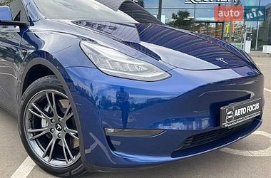 Внедорожник / Кроссовер Tesla Model Y 2021 в Киеве
