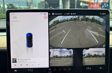 Внедорожник / Кроссовер Tesla Model Y 2021 в Киеве