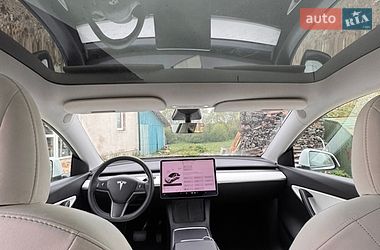 Внедорожник / Кроссовер Tesla Model Y 2021 в Львове