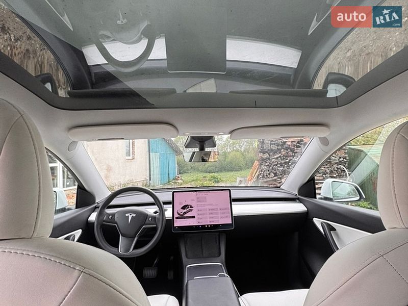 Внедорожник / Кроссовер Tesla Model Y 2021 в Львове