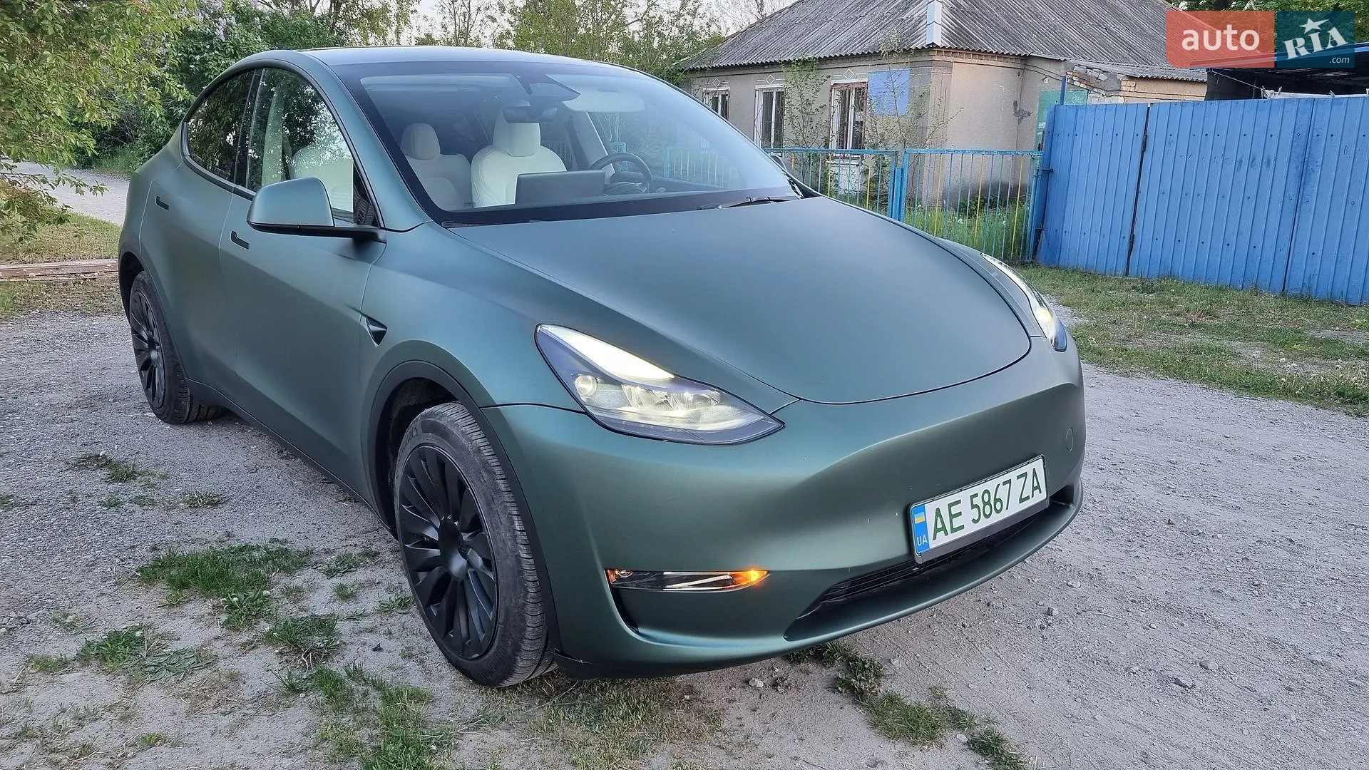 2024 Tesla Model Y - мініатюра 4