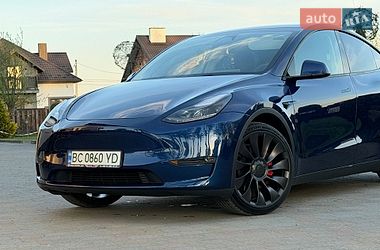 Внедорожник / Кроссовер Tesla Model Y 2024 в Стрые
