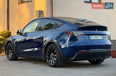 Внедорожник / Кроссовер Tesla Model Y 2024 в Стрые