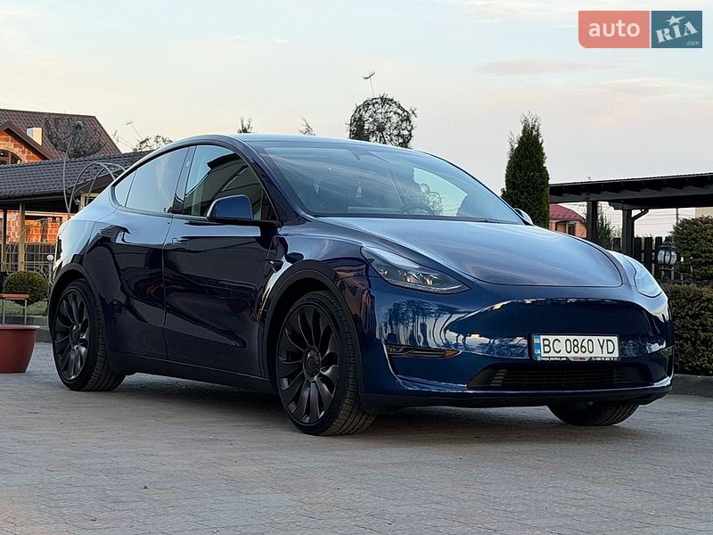 Внедорожник / Кроссовер Tesla Model Y 2024 в Стрые
