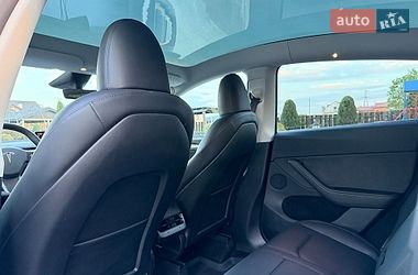 Внедорожник / Кроссовер Tesla Model Y 2024 в Стрые