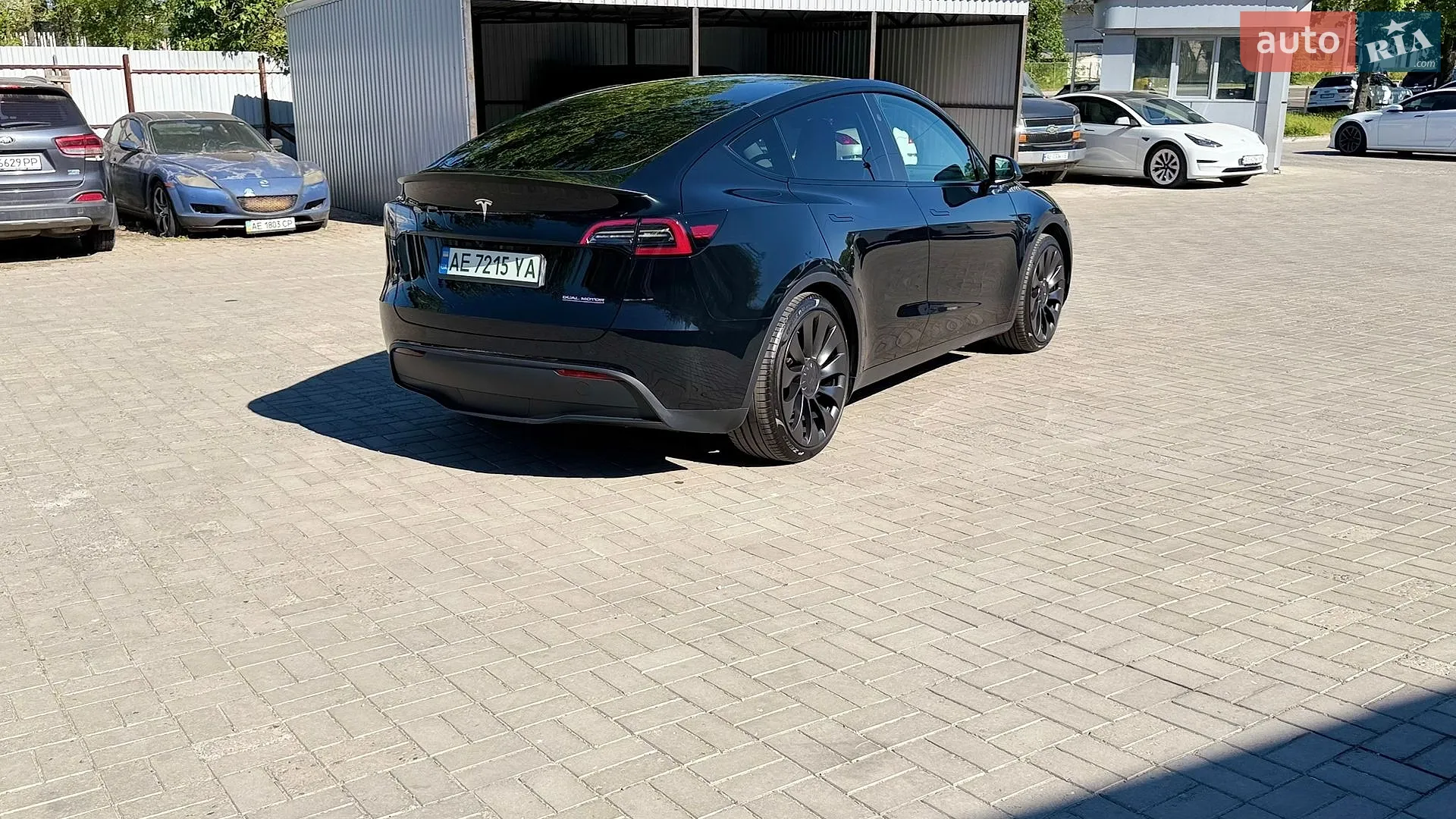 2024 Tesla Model Y - мініатюра 16