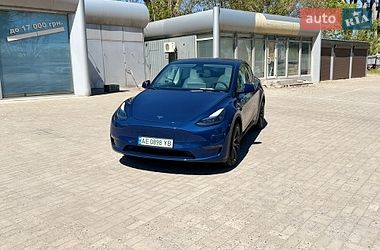 Позашляховик / Кросовер Tesla Model Y 2024 в Дніпрі фото 22 Позашляховик / Кросовер Tesla Model Y 2024 в Дніпрі