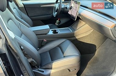 Внедорожник / Кроссовер Tesla Model Y 2024 в Львове