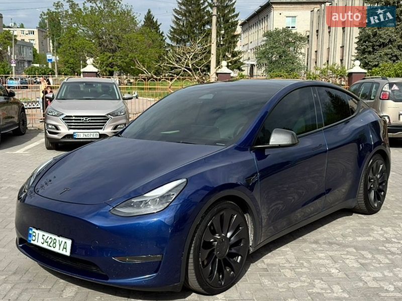 Внедорожник / Кроссовер Tesla Model Y 2022 в Кременчуге