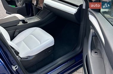 Внедорожник / Кроссовер Tesla Model Y 2022 в Кременчуге
