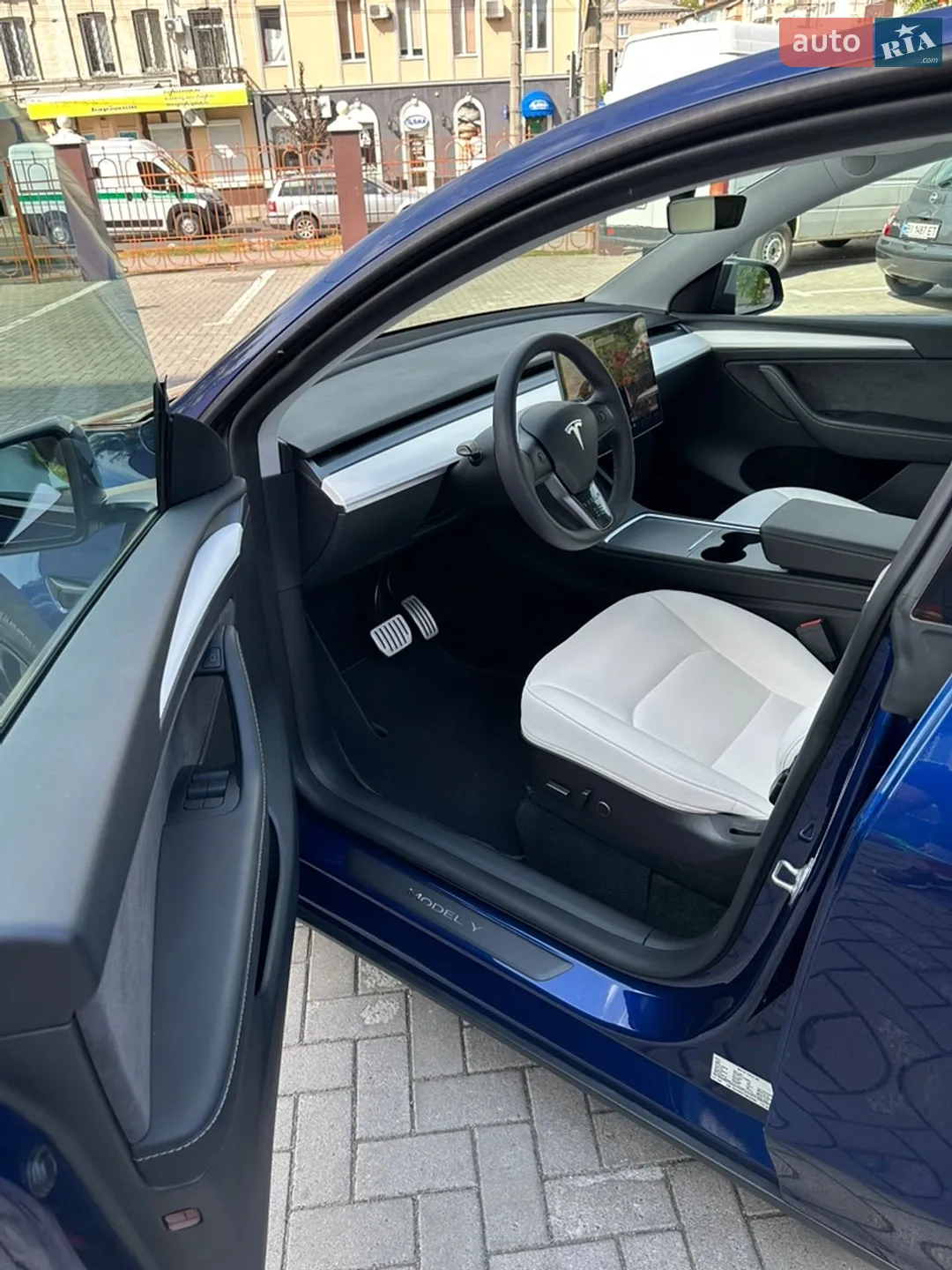 2022 Tesla Model Y - мініатюра 21