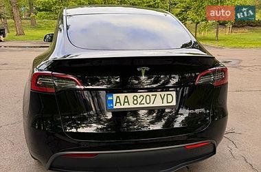 Внедорожник / Кроссовер Tesla Model Y 2024 в Киеве