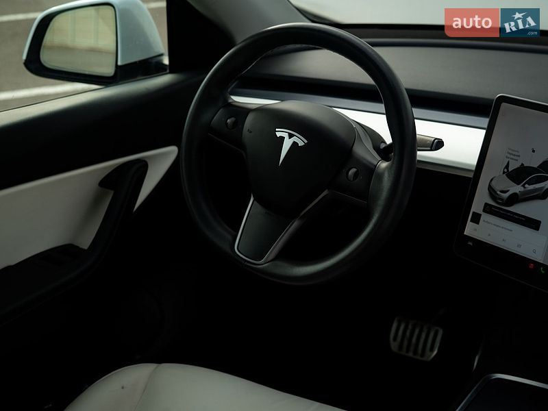Внедорожник / Кроссовер Tesla Model Y 2020 в Хмельницком