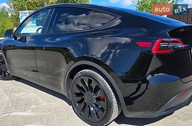 Внедорожник / Кроссовер Tesla Model Y 2023 в Луцке