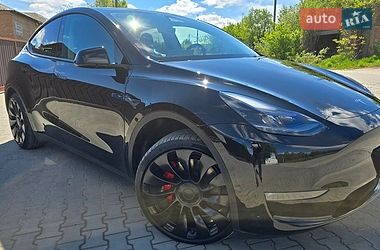 Внедорожник / Кроссовер Tesla Model Y 2023 в Луцке