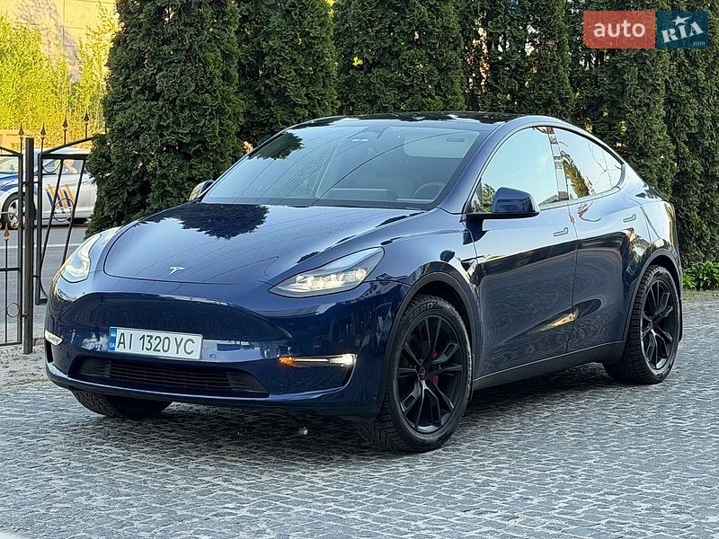 2022 Tesla Model Y, VIN 7SAYGDEF3NF520353:plate — фото 1 (autoria)
