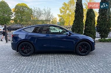 Внедорожник / Кроссовер Tesla Model Y 2022 в Киеве