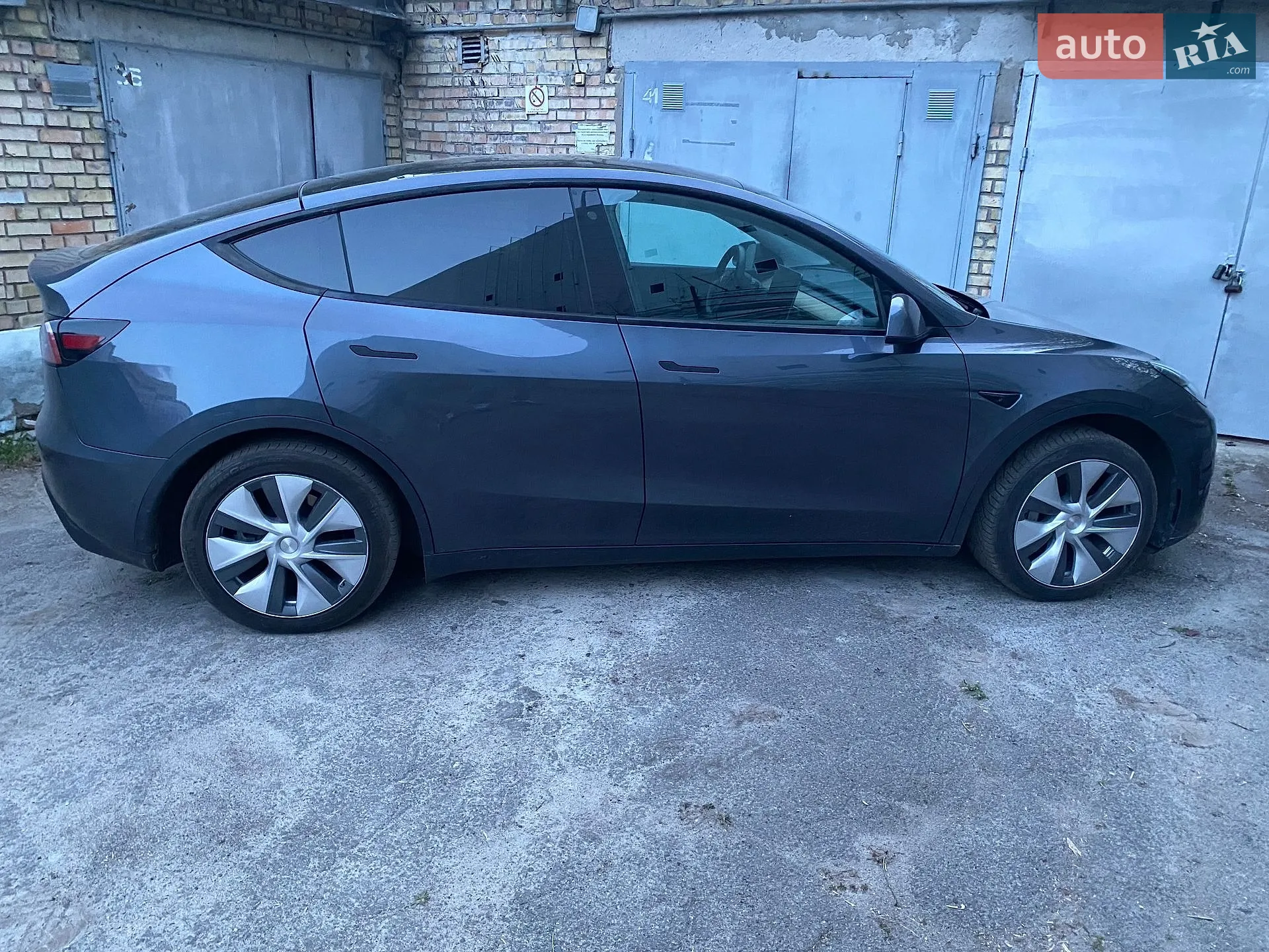 2020 Tesla Model Y - мініатюра 4