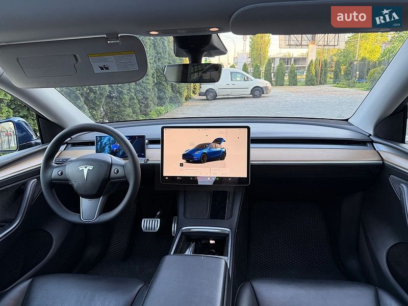 Внедорожник / Кроссовер Tesla Model Y 2022 в Киеве