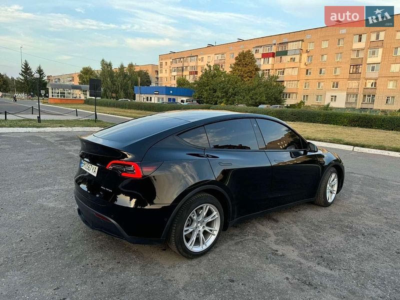 Позашляховик / Кросовер Tesla Model Y 2021 в Сумах