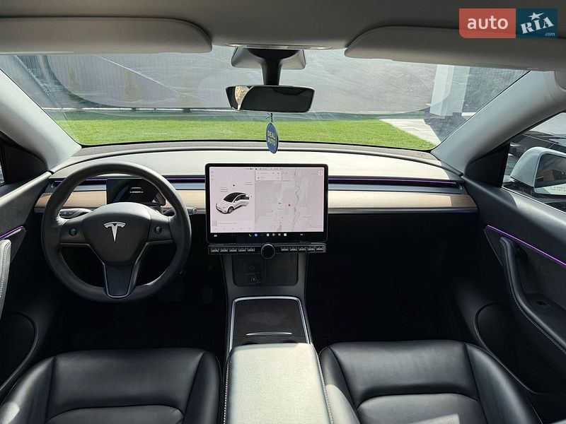 Внедорожник / Кроссовер Tesla Model Y 2021 в Ивано-Франковске