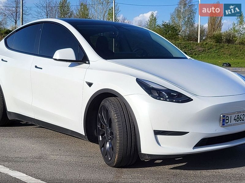 Tesla Model Y 2021