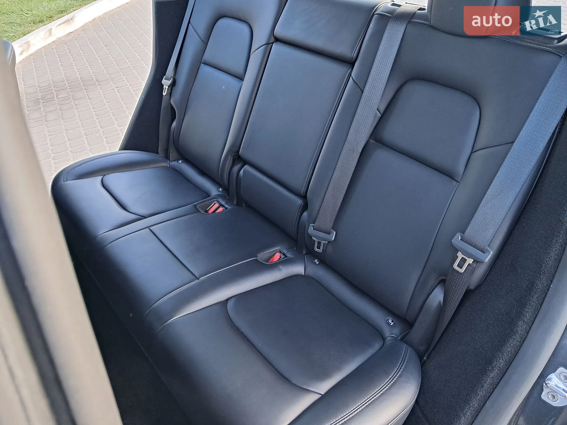 2024 Tesla Model Y - мініатюра 44