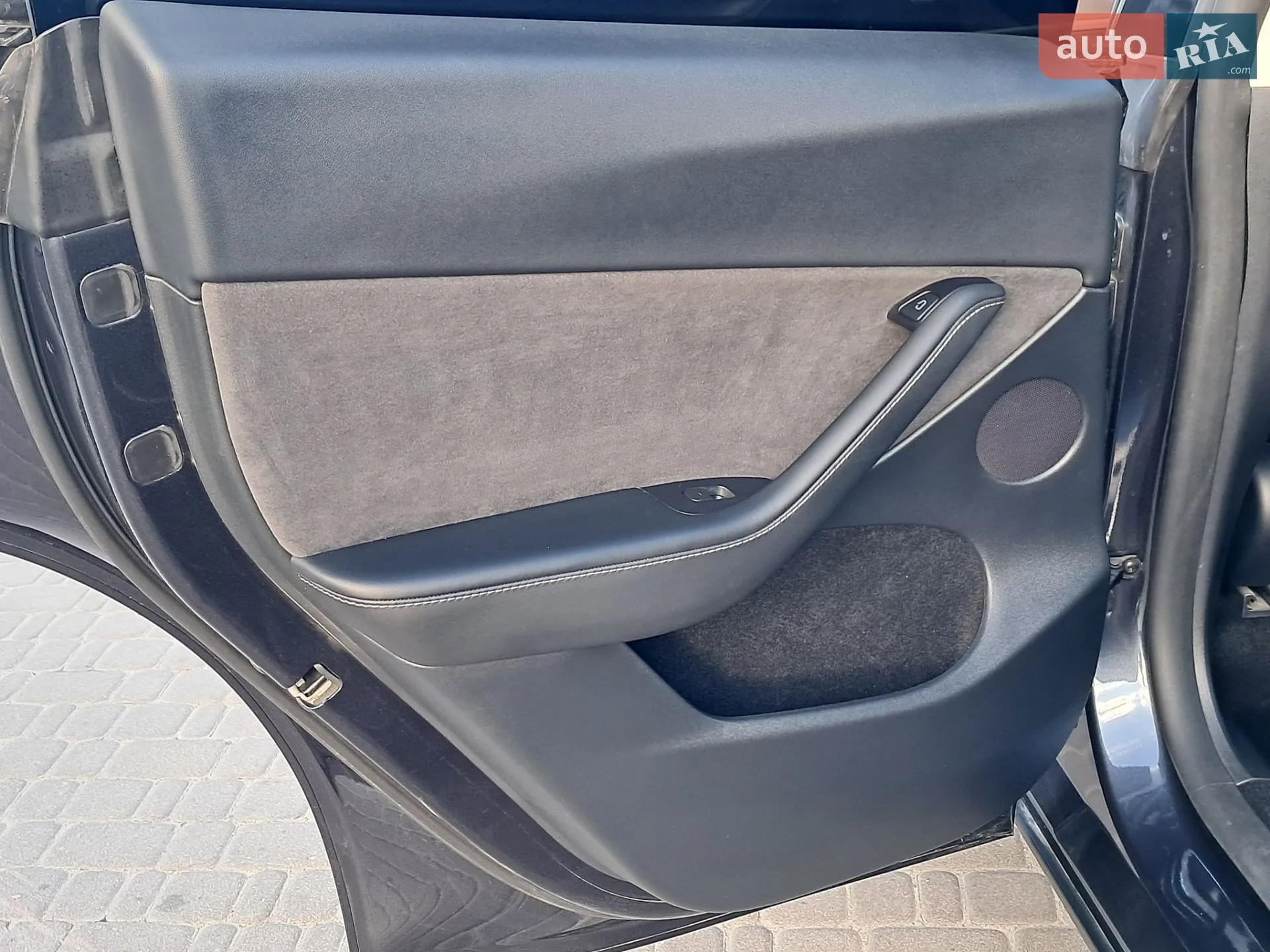 2024 Tesla Model Y - мініатюра 48