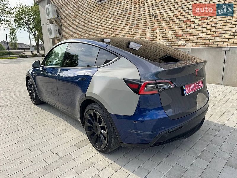 Внедорожник / Кроссовер Tesla Model Y 2021 в Луцке