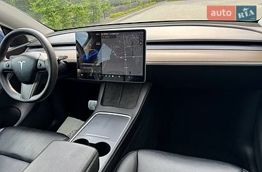 Внедорожник / Кроссовер Tesla Model Y 2021 в Луцке