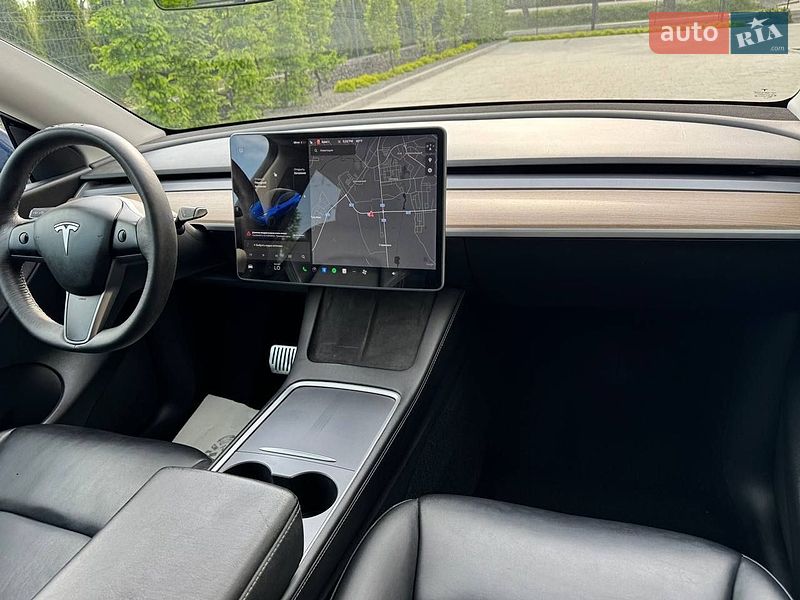 Внедорожник / Кроссовер Tesla Model Y 2021 в Луцке