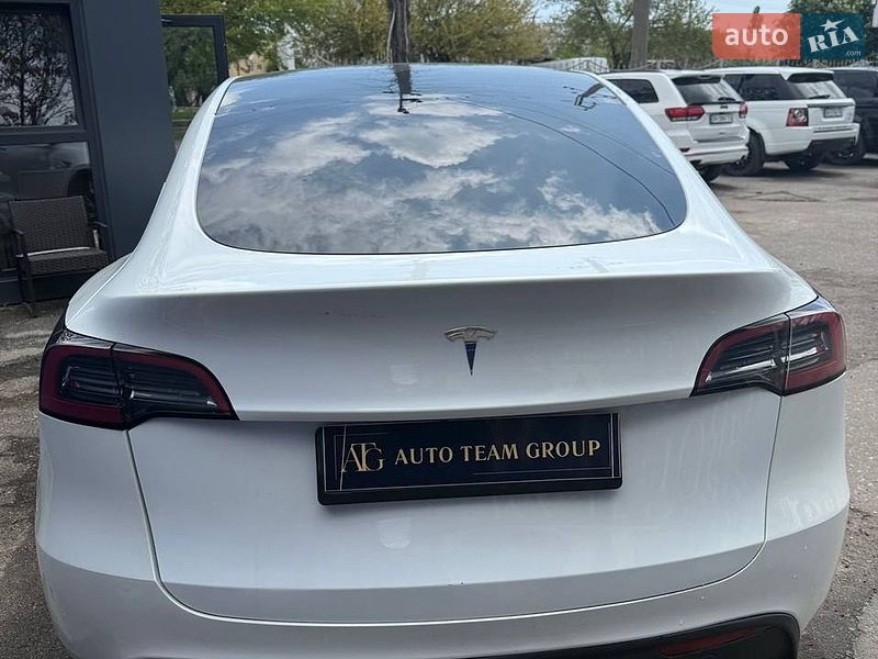 Внедорожник / Кроссовер Tesla Model Y 2023 в Одессе