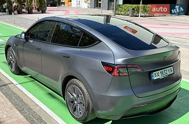 Внедорожник / Кроссовер Tesla Model Y 2023 в Киеве