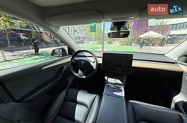 Внедорожник / Кроссовер Tesla Model Y 2023 в Киеве