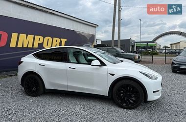 Позашляховик / Кросовер Tesla Model Y 2022 в Стрию
