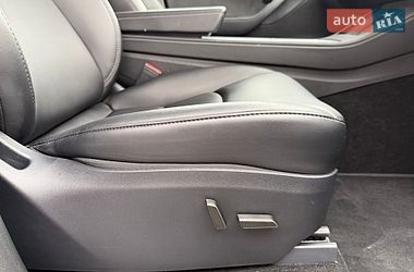 Позашляховик / Кросовер Tesla Model Y 2024 в Стрию
