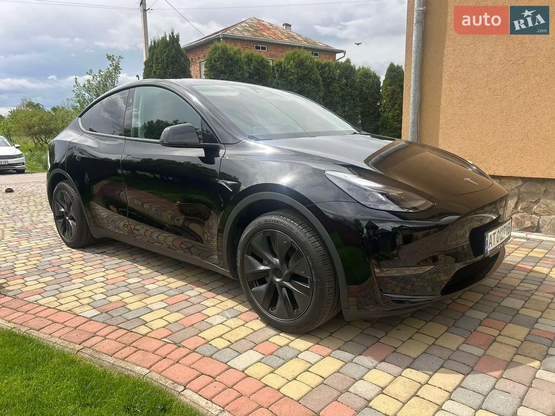 2024 Tesla Model Y - мініатюра 5